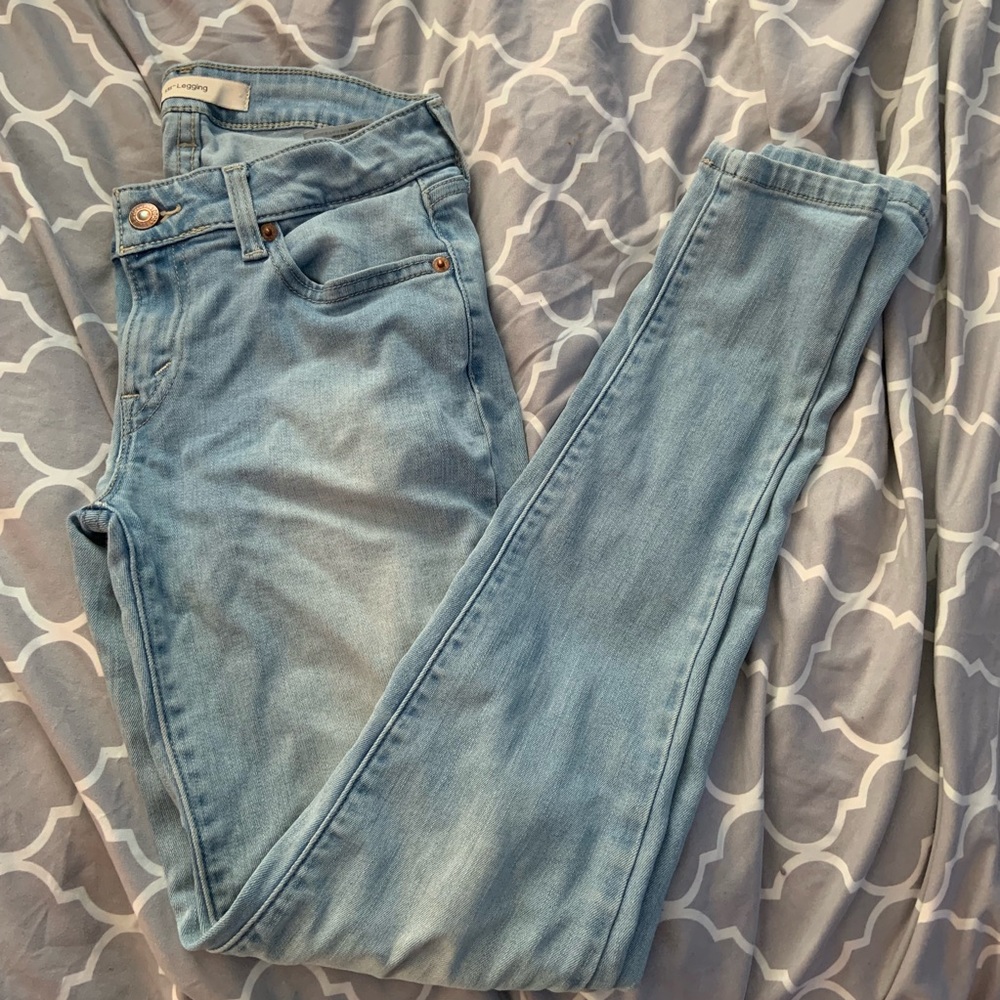 light wash levi 535 leggings jeans